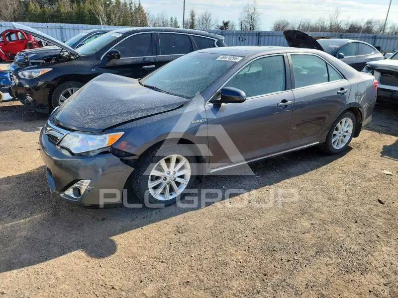 2014 Toyota CAMRY фото