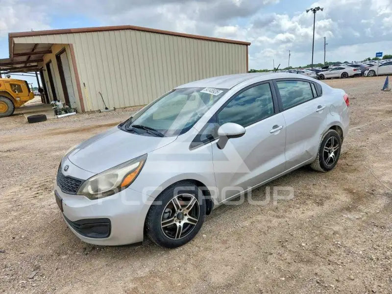 2014 KIA Rio photo