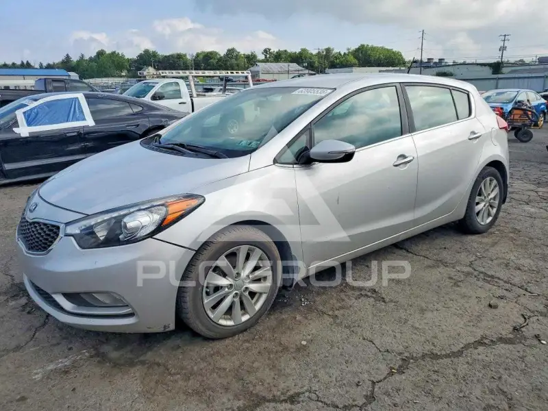 2014 KIA Forte photo
