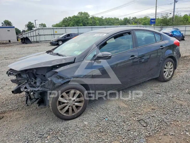 2014 KIA Forte photo