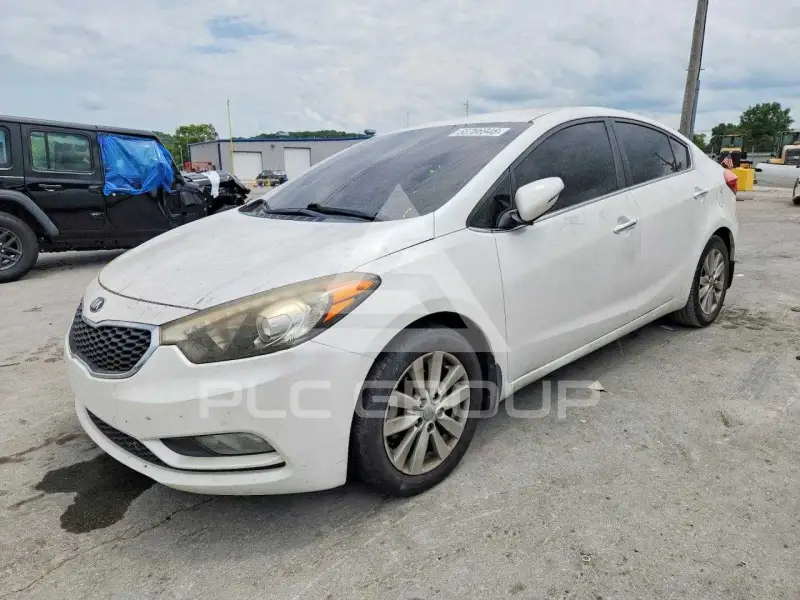 2014 KIA Forte photo