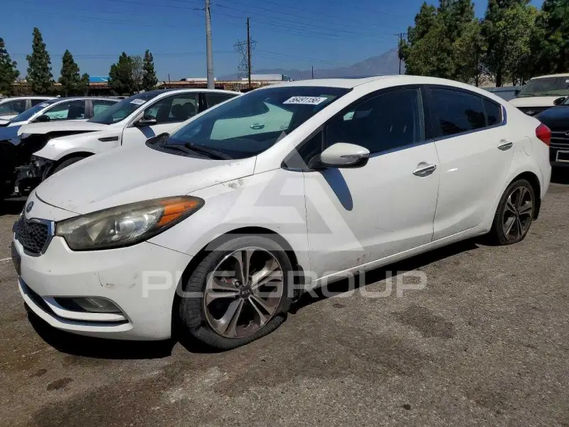 2014 KIA Forte photo