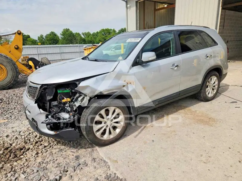 2014 KIA Sorento фото