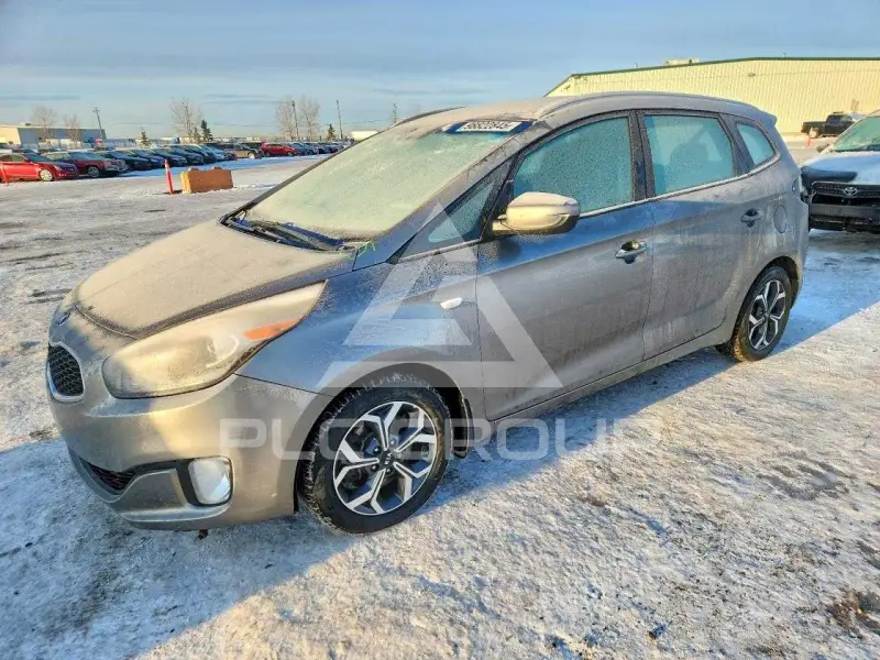 2014 KIA Rondo фото