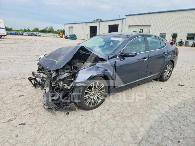 2014 KIA Cadenza photo