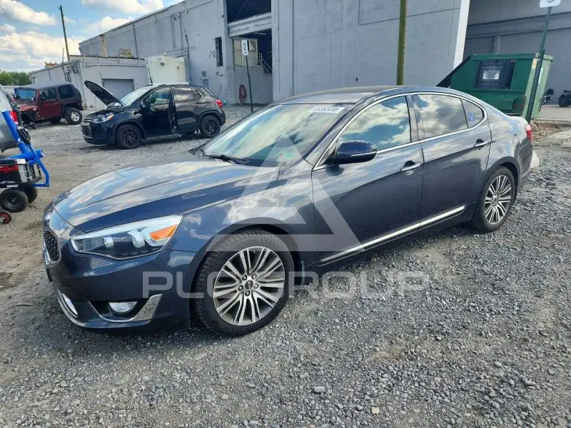 2014 KIA Cadenza photo