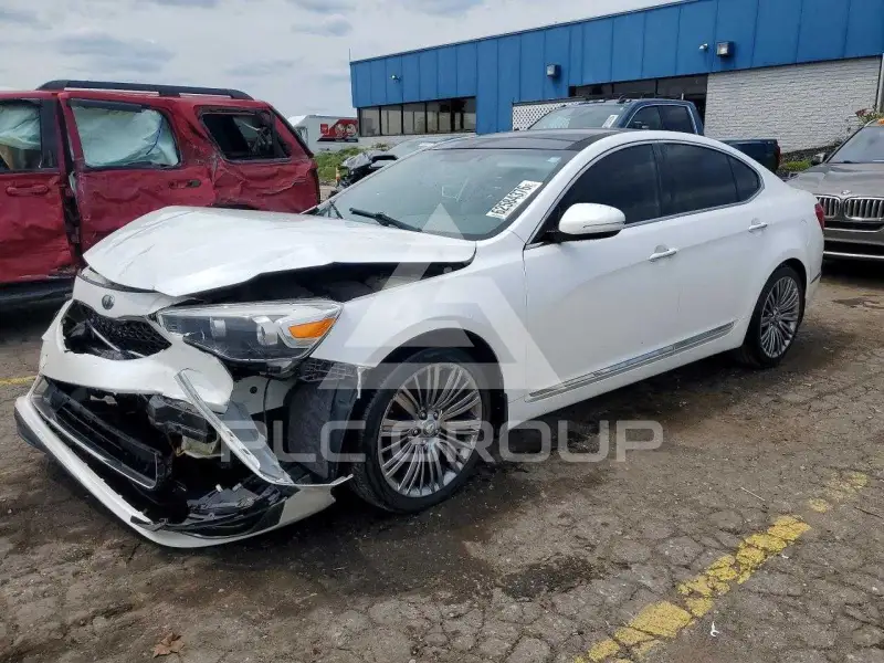 2014 KIA Cadenza photo