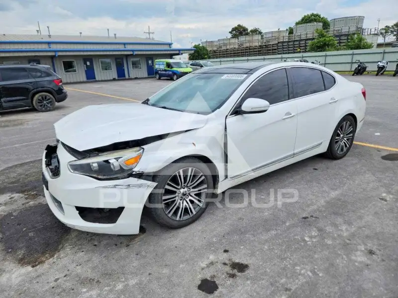 2014 KIA Cadenza photo