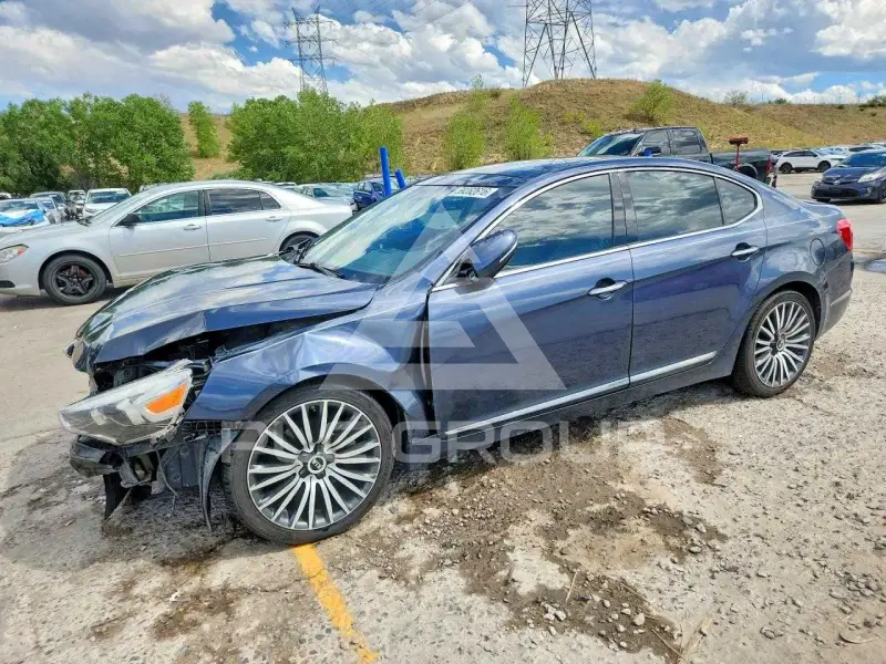 2014 KIA Cadenza photo