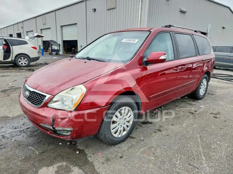 2014 KIA Sedona фото