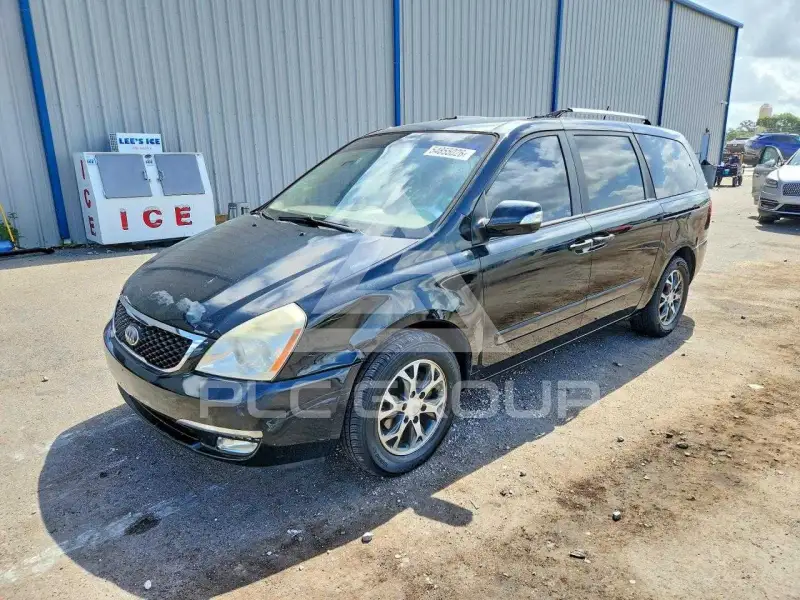 2014 KIA Sedona фото