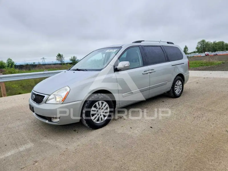 2014 KIA Sedona фото