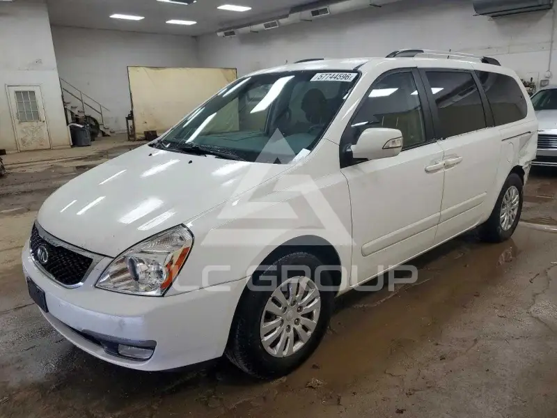 2014 KIA Sedona фото