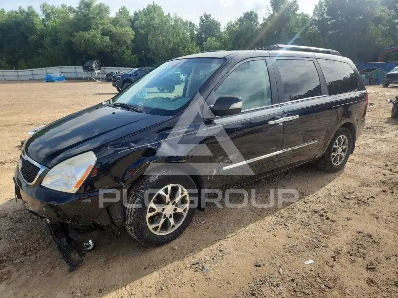 2014 KIA Sedona фото