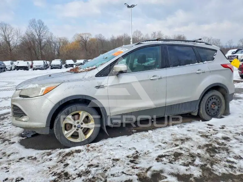 2014 Ford ESCAPE photo