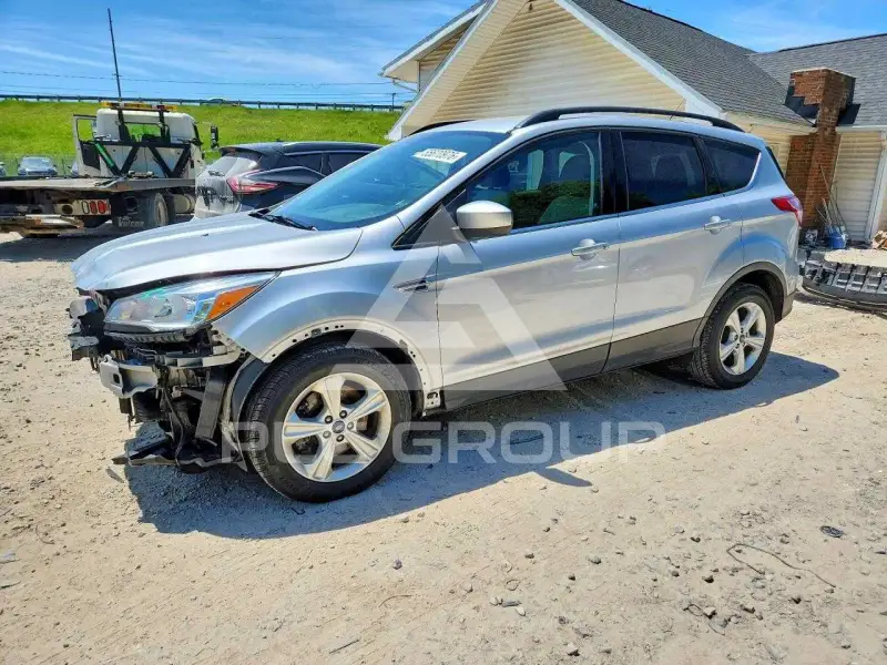 2014 Ford ESCAPE photo