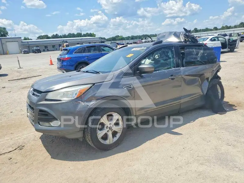 2014 Ford ESCAPE photo