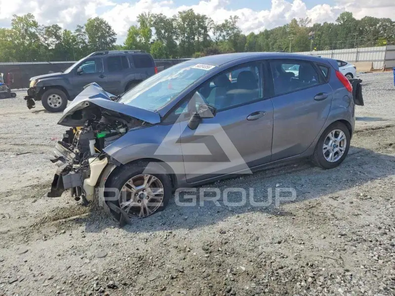 2014 Ford FIESTA фото