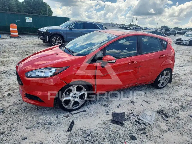 2014 Ford FIESTA фото