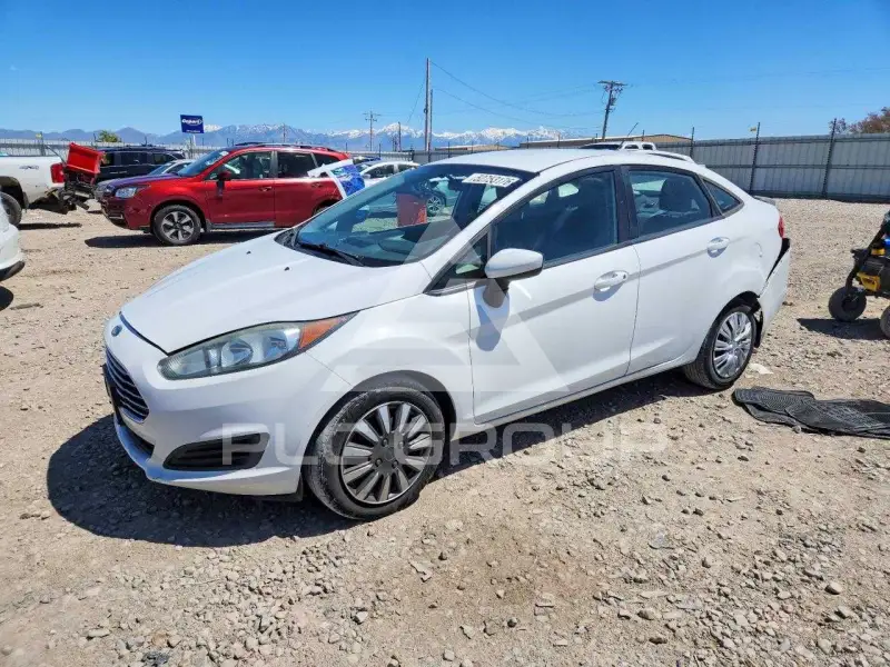2014 Ford FIESTA photo