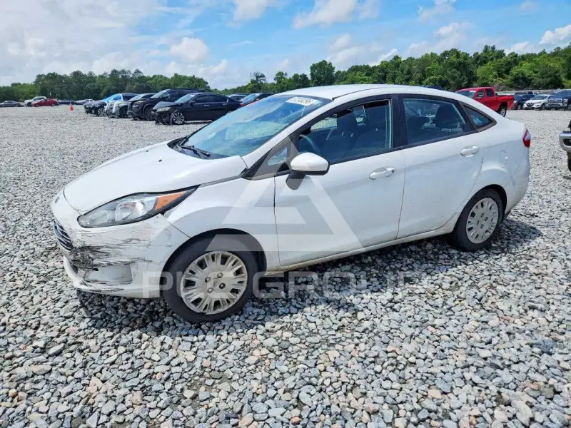 2014 Ford FIESTA photo