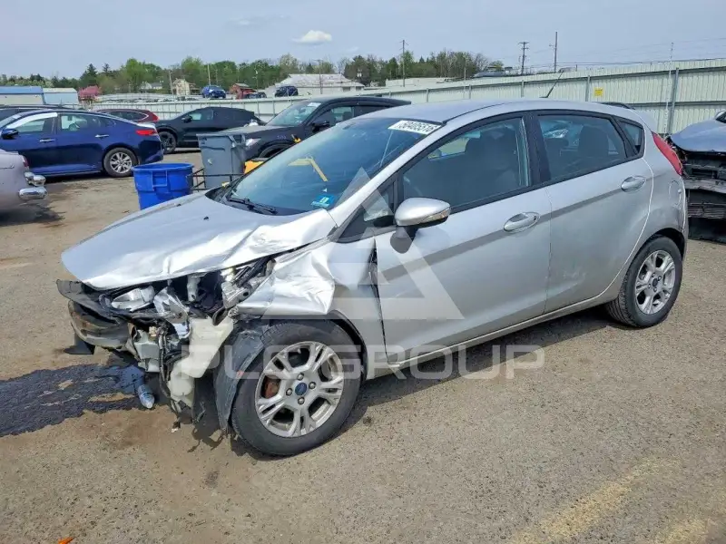 2014 Ford FIESTA фото