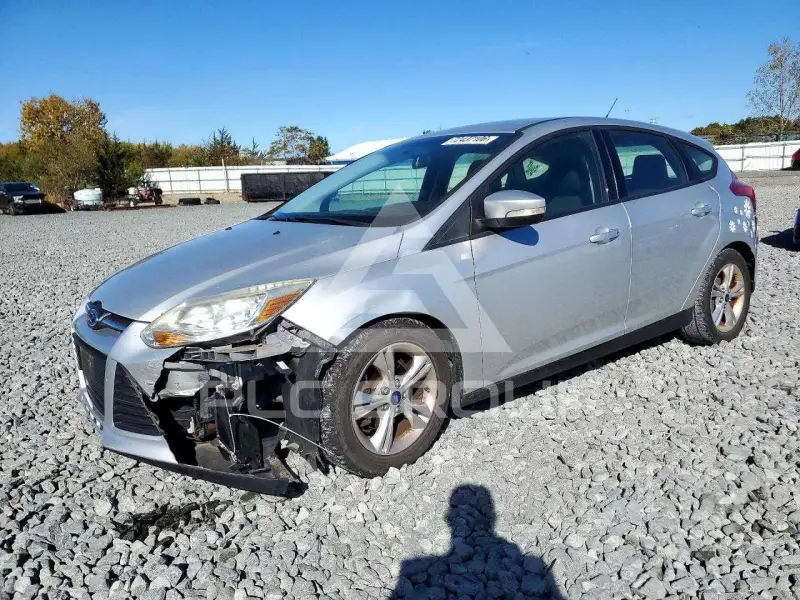 2014 Ford FOCUS фото