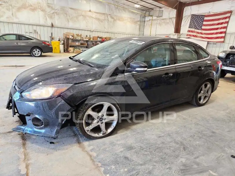 2014 Ford FOCUS фото