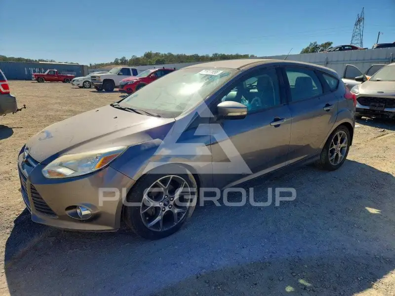 2014 Ford FOCUS photo