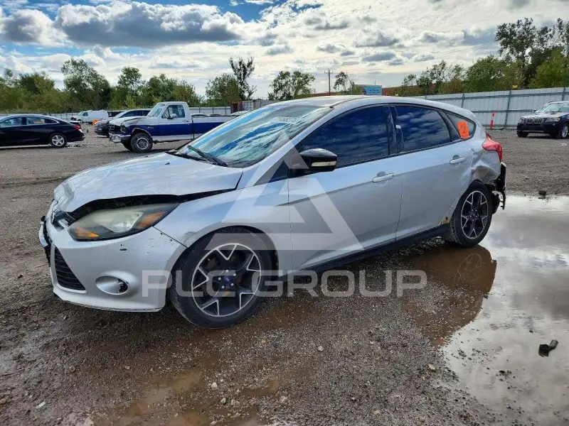 2014 Ford FOCUS фото