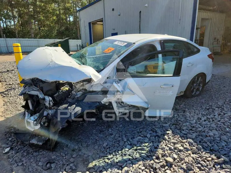 2014 Ford FOCUS фото