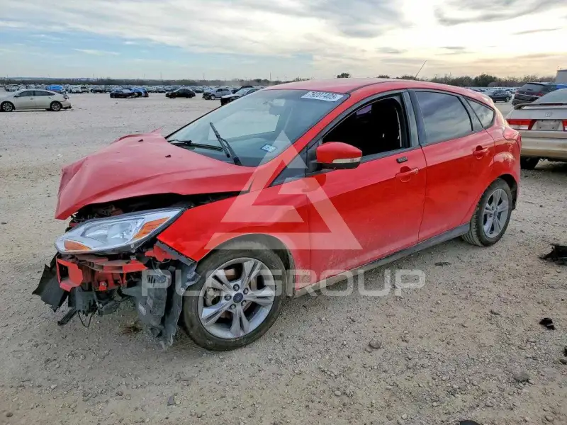 2014 Ford FOCUS photo