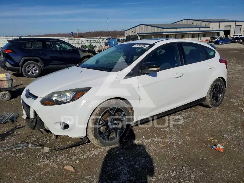 2014 Ford FOCUS фото
