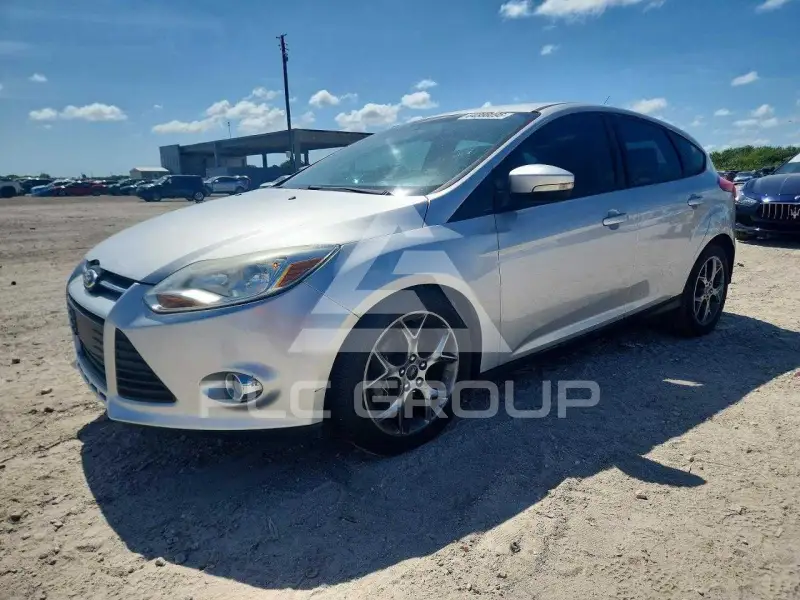 2014 Ford FOCUS фото