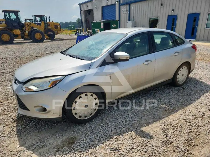 2014 Ford FOCUS фото