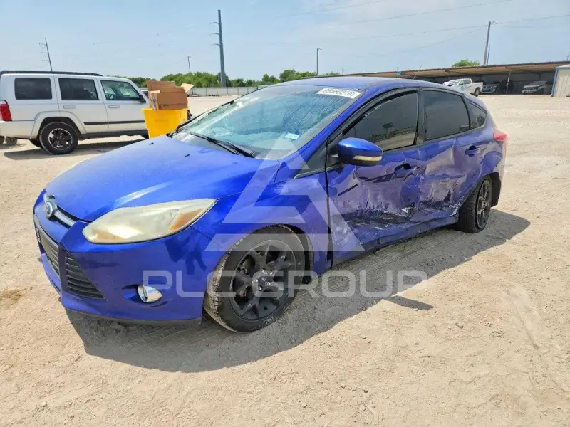 2014 Ford FOCUS photo
