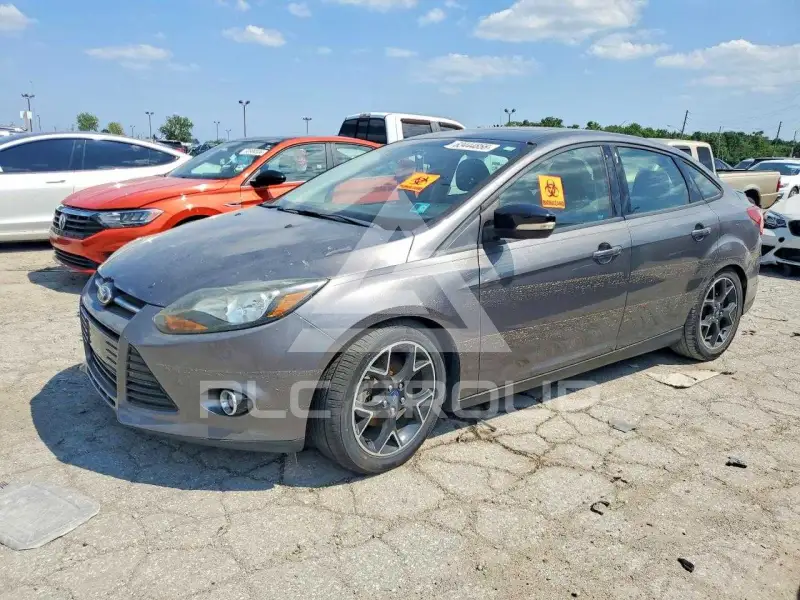 2014 Ford FOCUS photo