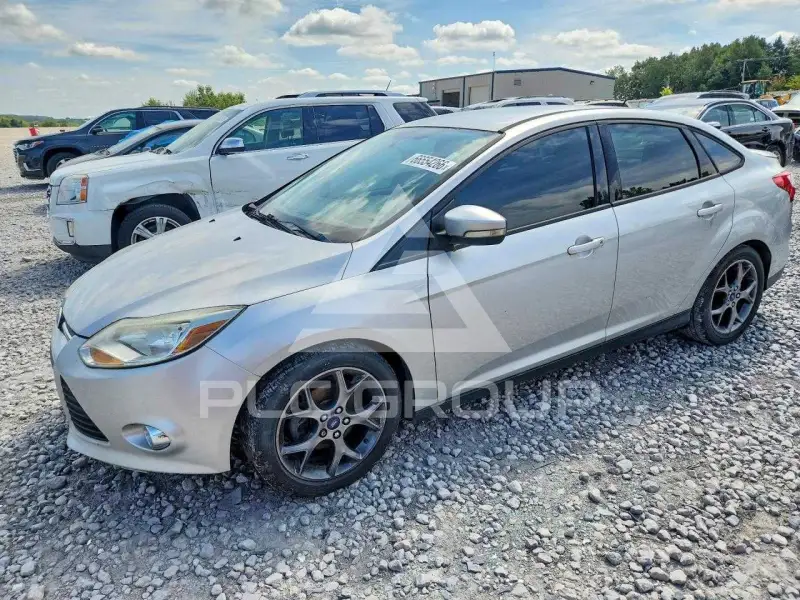 2014 Ford FOCUS фото