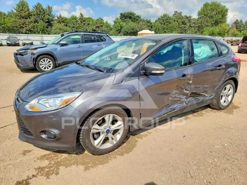 2014 Ford FOCUS photo