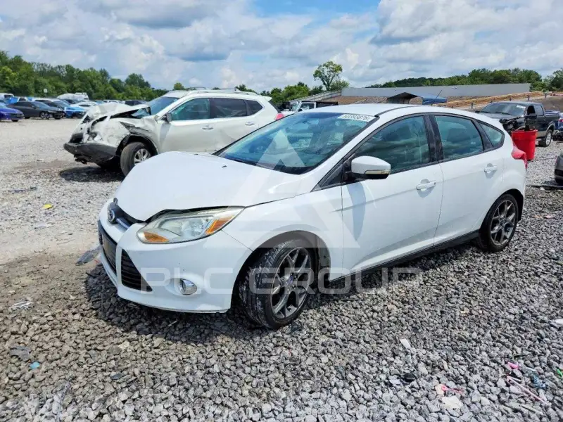 2014 Ford FOCUS фото