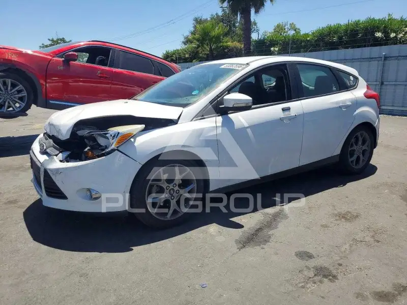 2014 Ford FOCUS фото