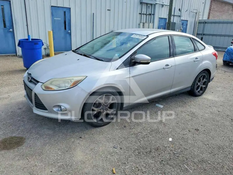 2014 Ford FOCUS фото