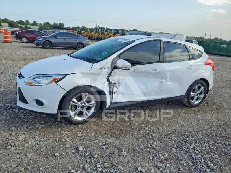 2014 Ford FOCUS фото