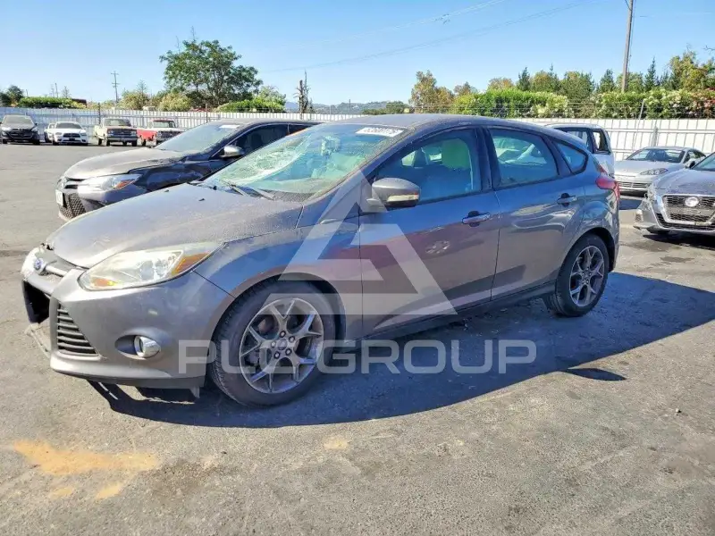 2014 Ford FOCUS фото