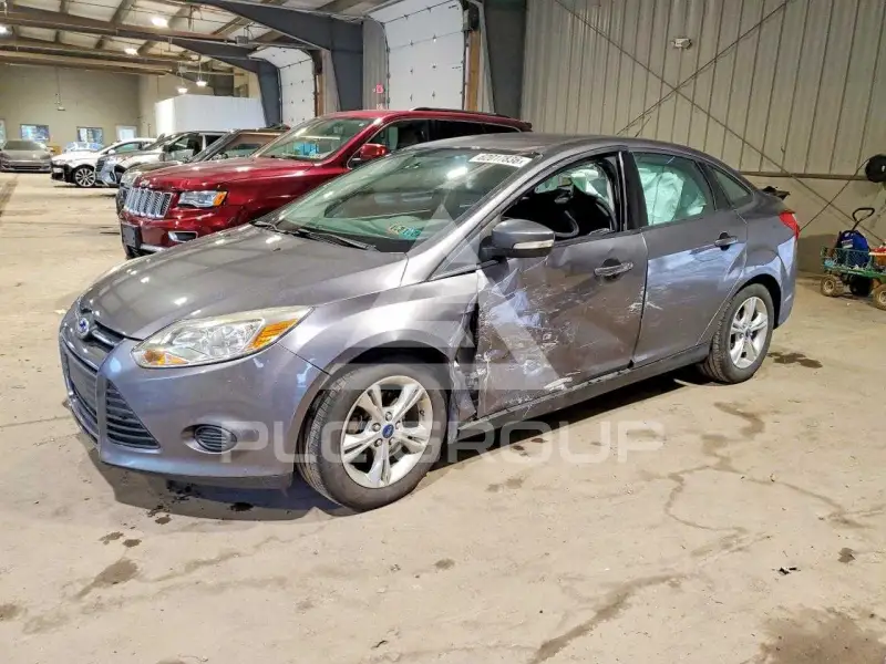 2014 Ford FOCUS фото