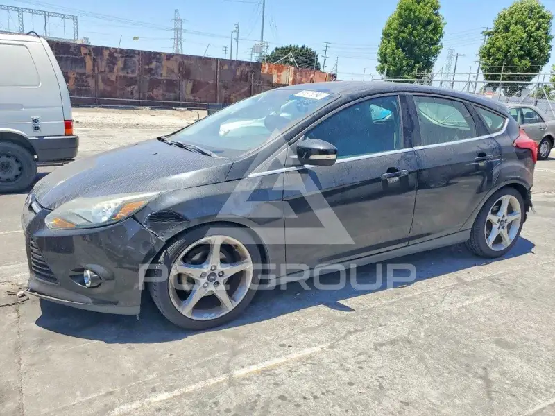 2014 Ford FOCUS photo