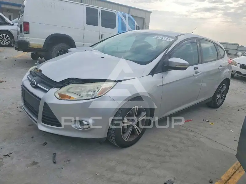 2014 Ford FOCUS photo