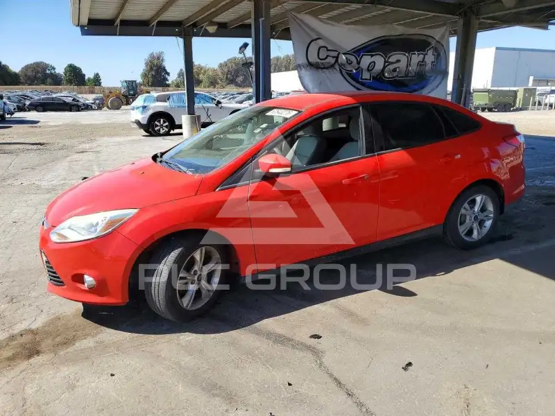2014 Ford FOCUS photo