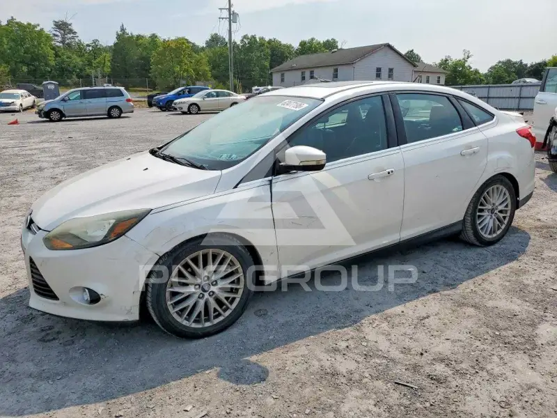 2014 Ford FOCUS фото