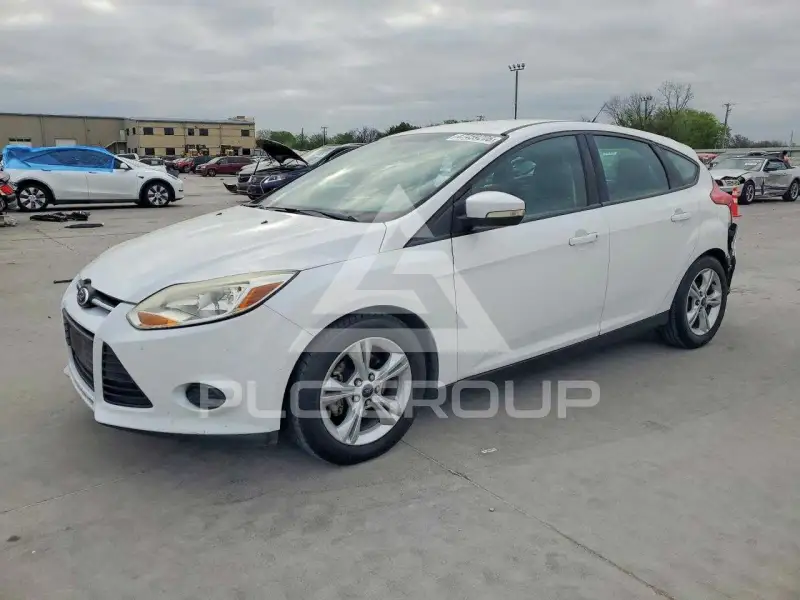 2014 Ford FOCUS photo